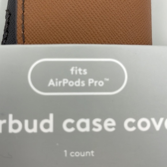 NWT Heyday AirPod Pro Earbud Case Cover - Picture 4 of 7